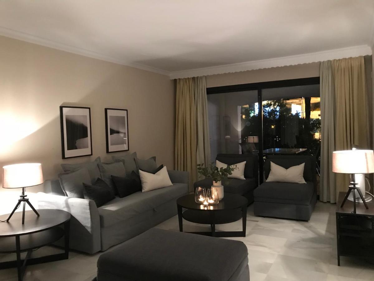 Large And Elegant In Puerto Banus With Pools And Paddle Apartment Marbella Exterior photo